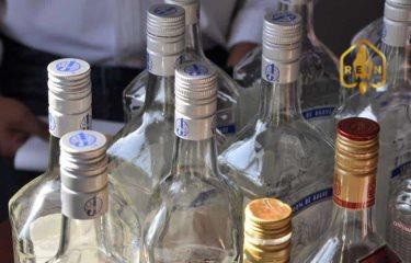 Public Ministry Shuts Down Adulterated Alcohol Factory in Verón, Punta Cana