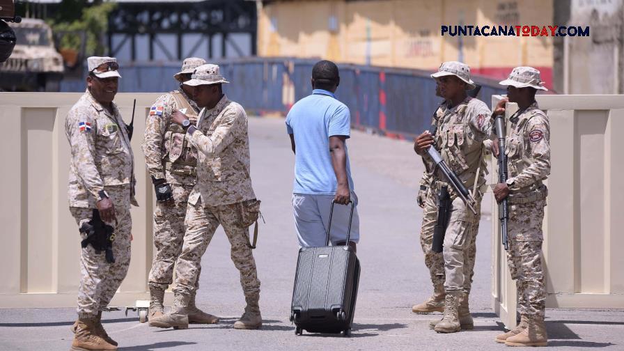 US citizens will be denied entry into the Dominican Republic if the border with Haiti is closed, warns the United States.