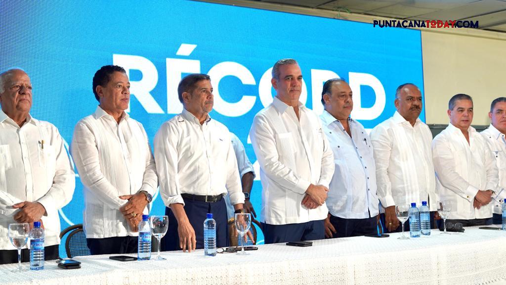 President Abinader pledges over one billion pesos to support the Dominican poultry industry