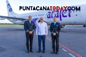 rewrite this title IDAC enables two Dominican pilots to fly Arajet's Boeing aircraft