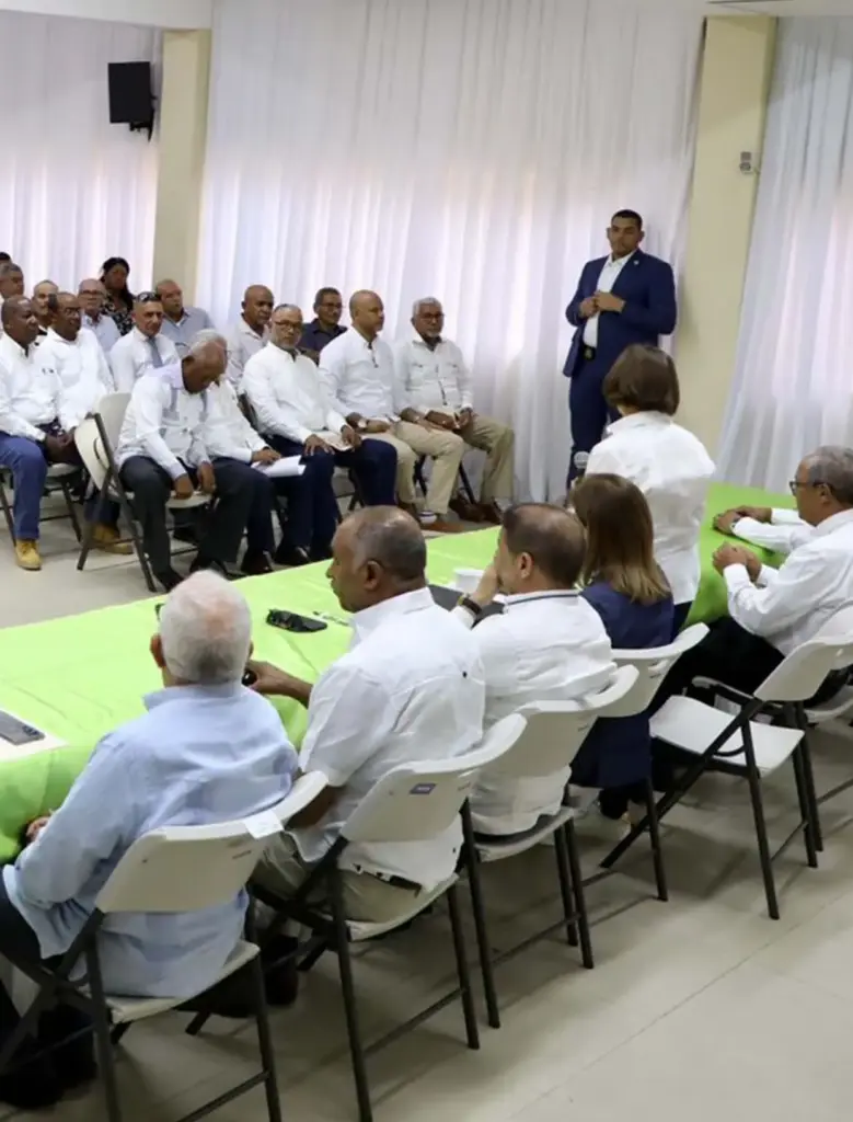 RD64 Million in Aid Approved for Dominican Mango Growers