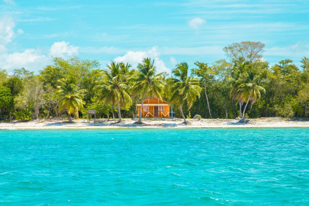 Adompretur Refutes False Allegations Targeting Dominican Hotel Industry