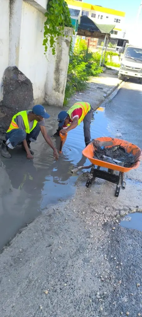 Cleaning and maintenance drives advance across various sectors of Veron–Punta Cana