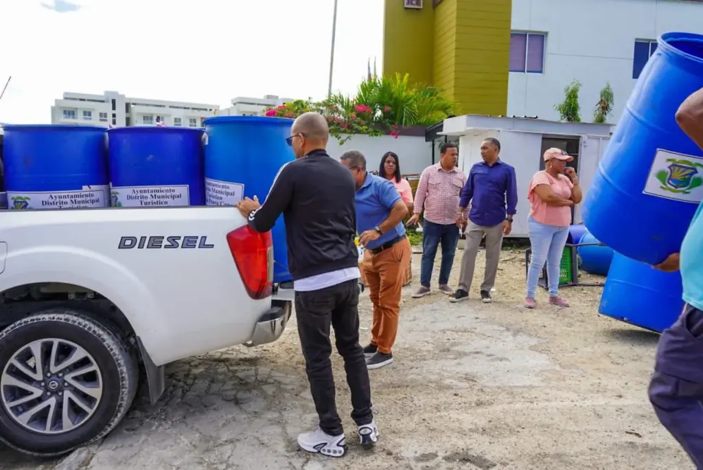 Mayors Office Launches Cleaner Veron Punta Cana Campaign