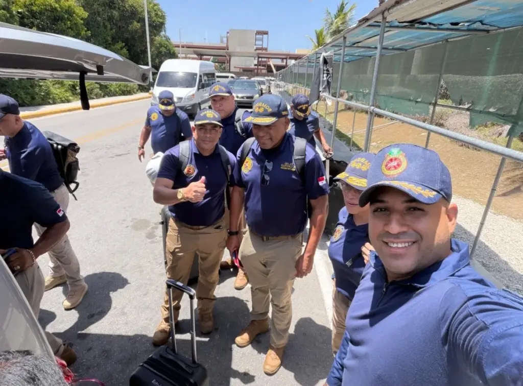 bomberos panama punta cana - Delegación de Bomberos de Panamá ya está en Verón–Punta Cana para jornada de cap