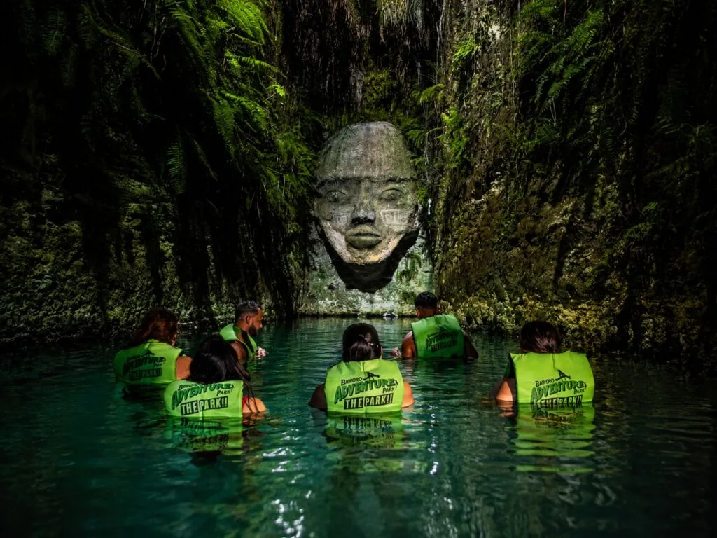 experiencia nocturna en Punta Cana - Bávaro Adventure Park recibe Medios de Higüey y Punta Cana para presentar Sacred