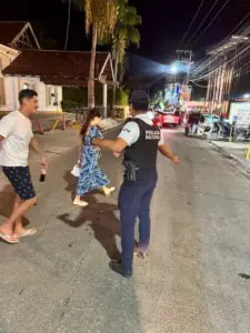 Punta Cana operativos turísticos - Policia reporta 43 personas detenidas, mas de mil vehículos deputados y asistenc